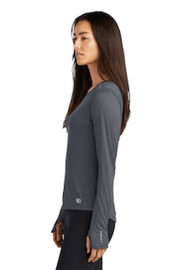 Sample of OGIO ENDURANCE Ladies Long Sleeve Pulse Crew in Gear Grey from side sleeveleft