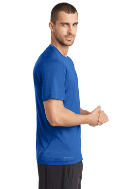 Sample of OGIO ENDURANCE Pulse Crew in Electric Blue from side sleeveleft