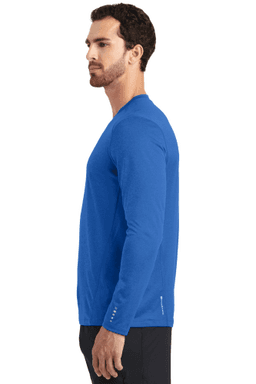 Sample of OGIO ENDURANCE Long Sleeve Pulse Crew in Electric Blue from side sleeveleft