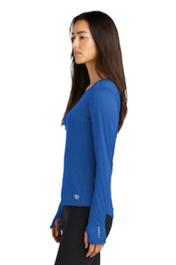 Sample of OGIO ENDURANCE Ladies Long Sleeve Pulse Crew in Electric Blue from side sleeveleft
