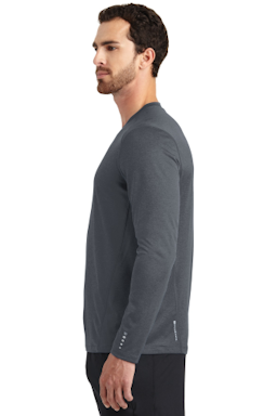 Sample of OGIO ENDURANCE Long Sleeve Pulse Crew in Gear Grey from side sleeveleft